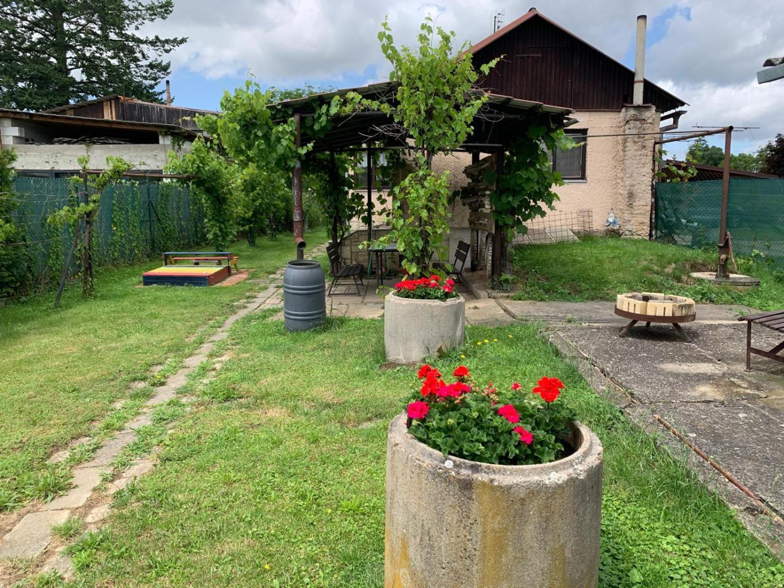 Chata Pod Kopcem Uhersky Ostroh Exterior foto